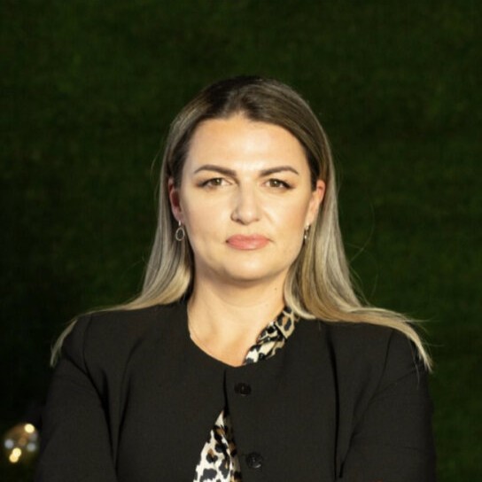 Alina Pătrăhău