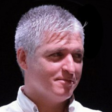 Catalin Horomnea