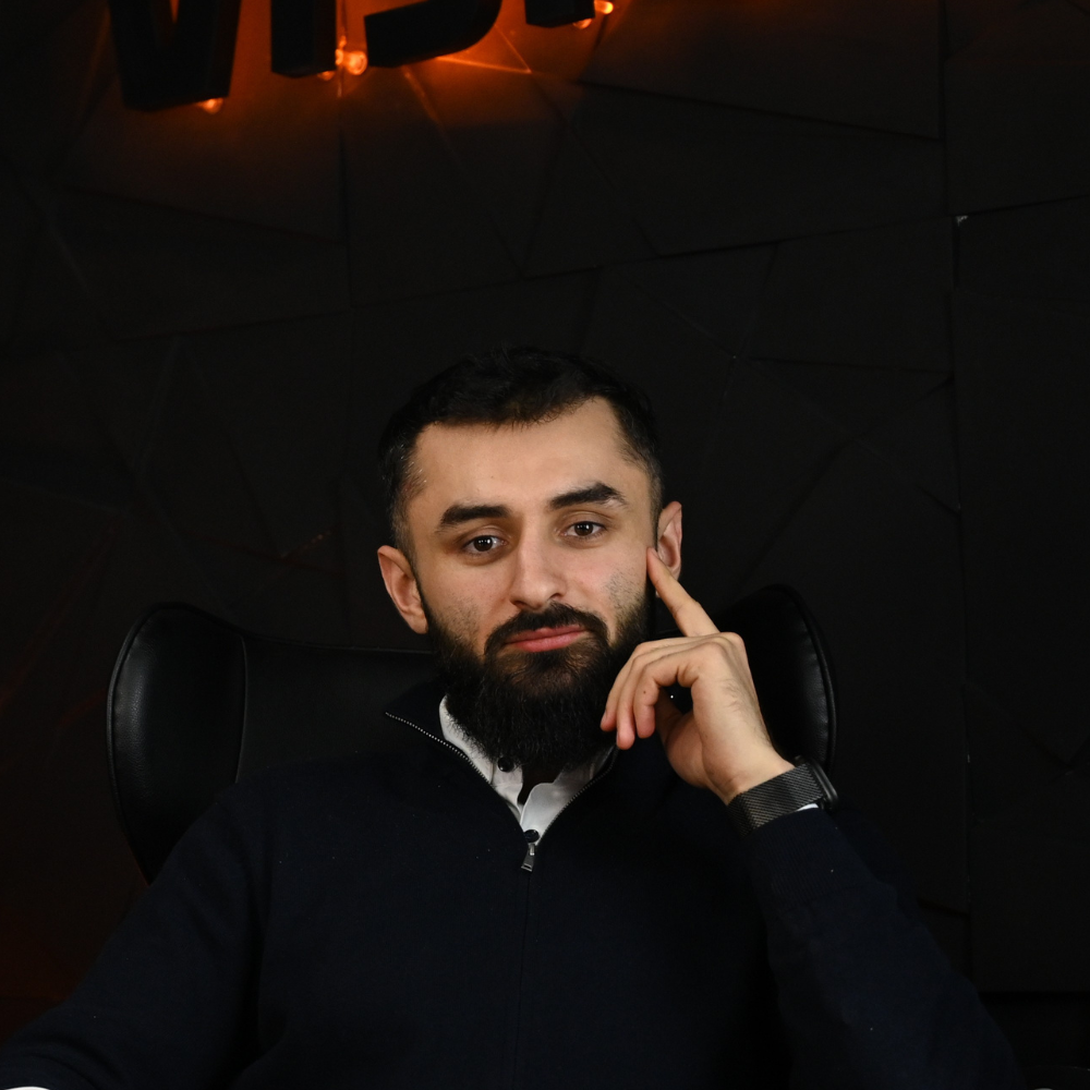 Poză de profil pentru Laurențiu Clenci